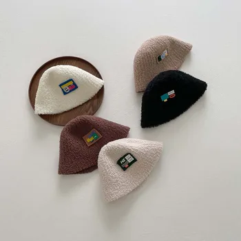 קוריאה קטיפה הילדים עודד כובע עם עור תווית 2023 החורף האוזן חם הגנה כובעי מוצק צבע בנים בנות דייג כמוסות